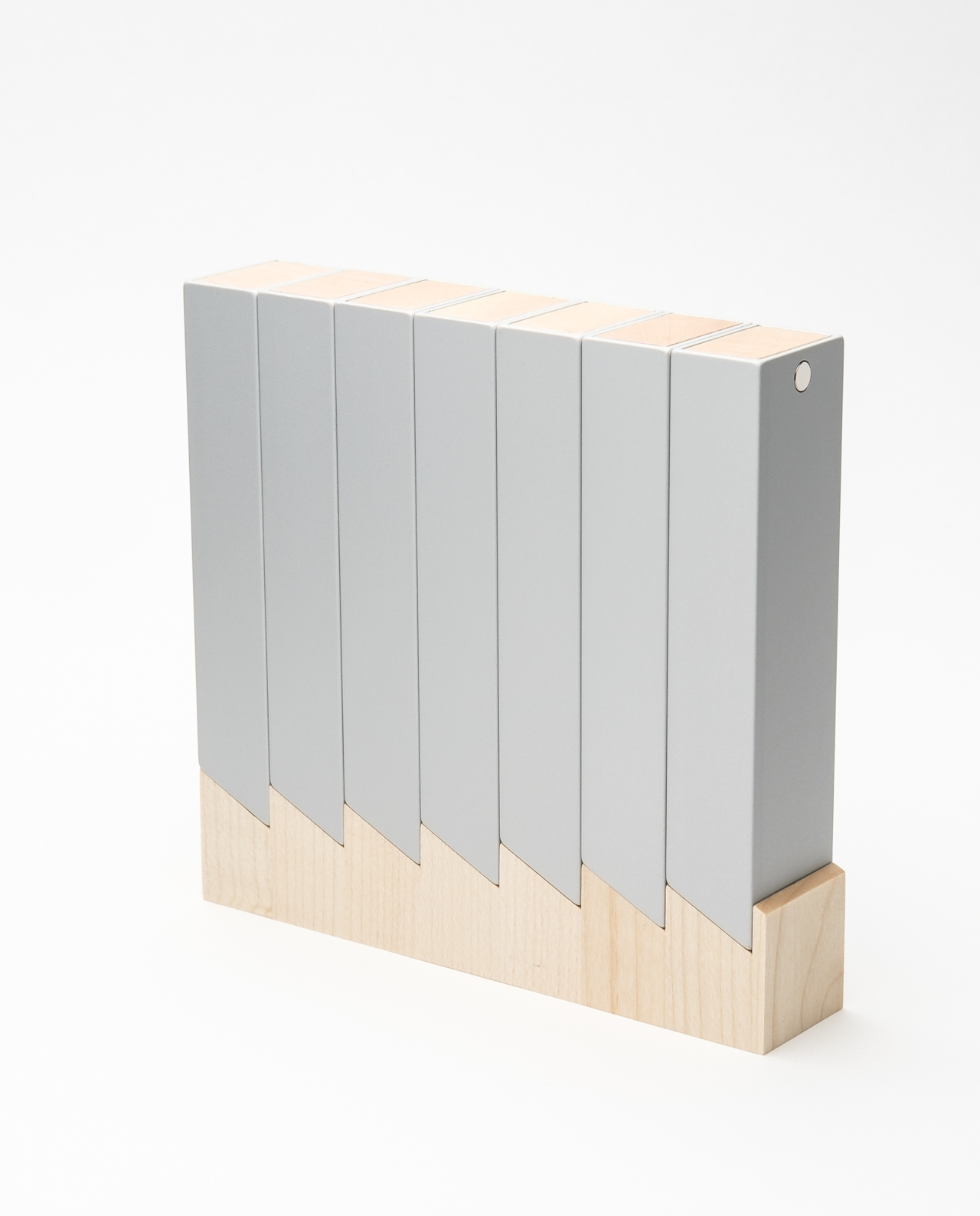 Monolith 4 Pillendose Woche Silber, Ahorn – Bild 2