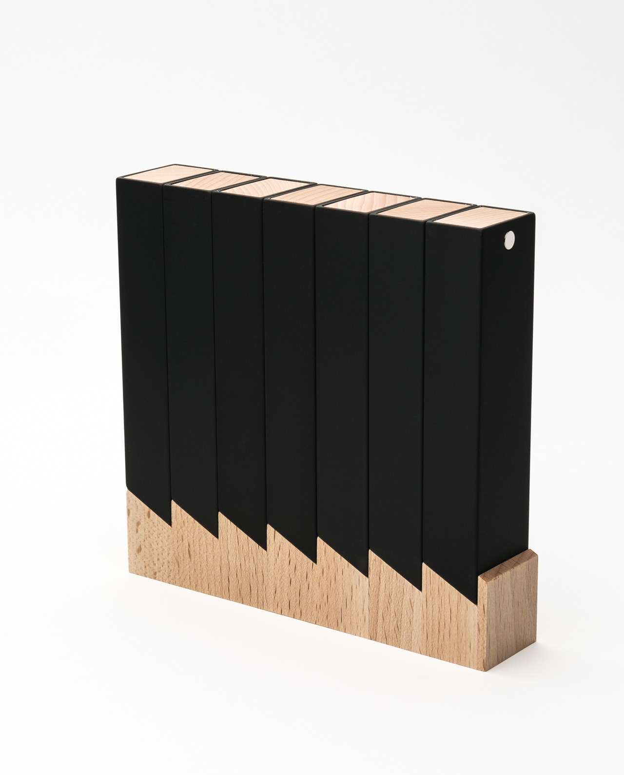 Monolith 4 Pillendose Woche Schwarz, Buche – Bild 4