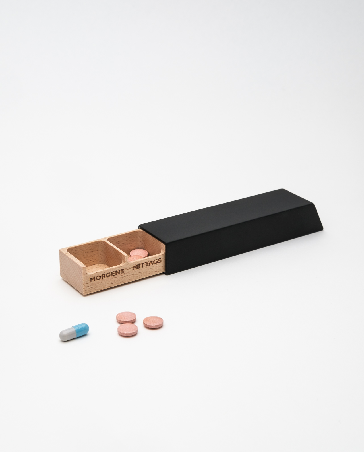 Monolith 4 Pillendose Woche Schwarz, Buche – Bild 2