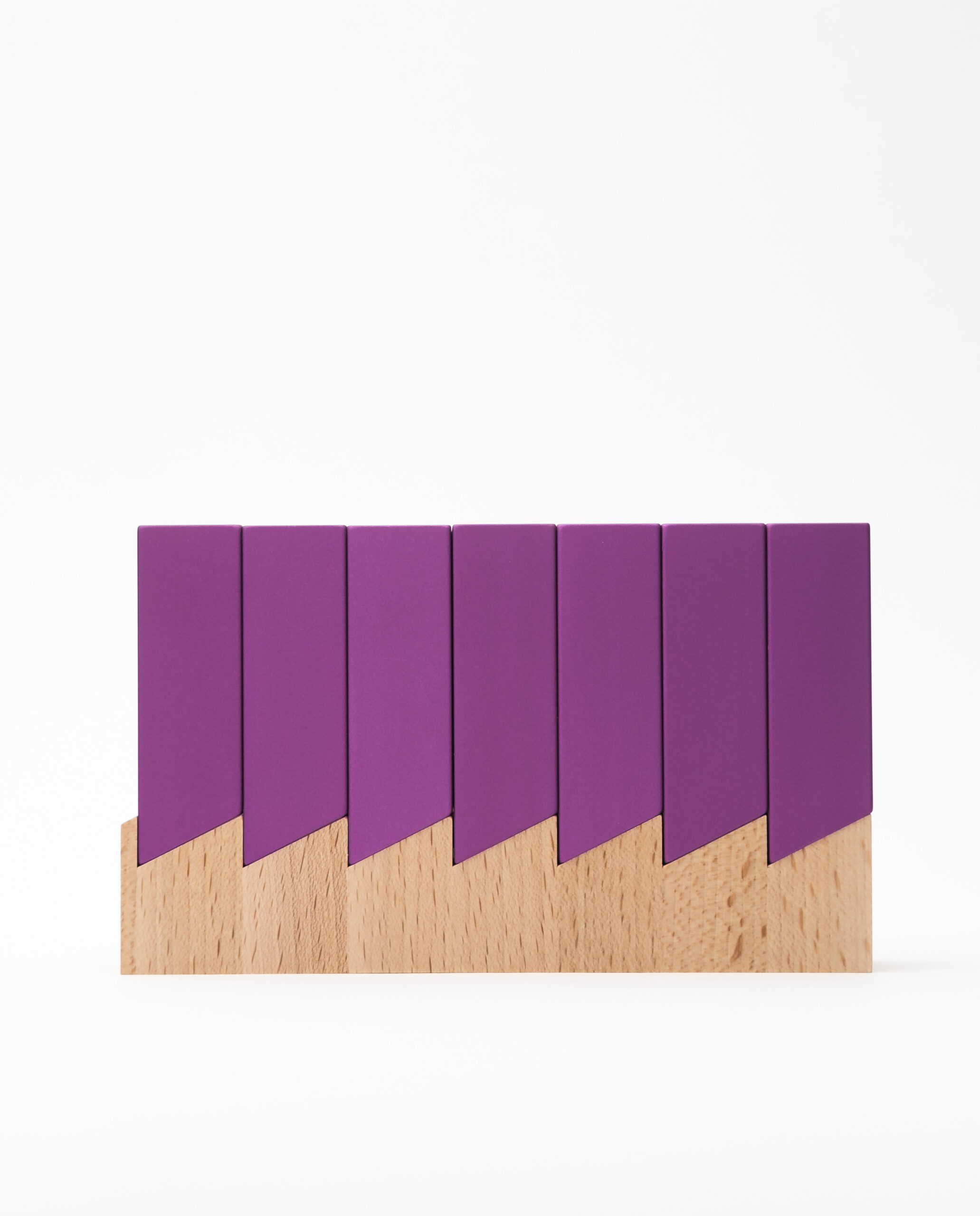 Monolith 2 Pillendose Woche Lila, Buche – Bild 2