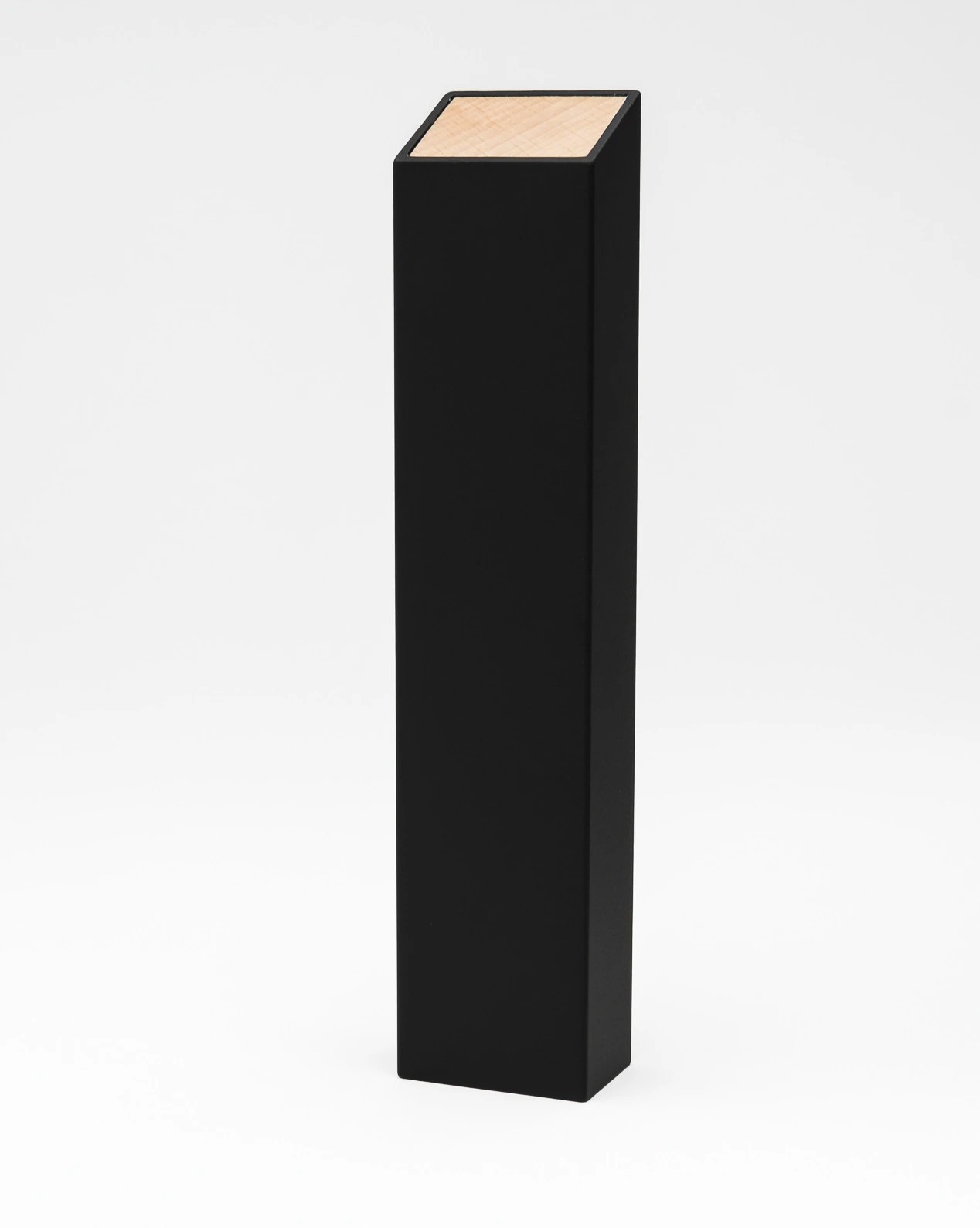 Monolith L pillbox in black, beech - Image 4