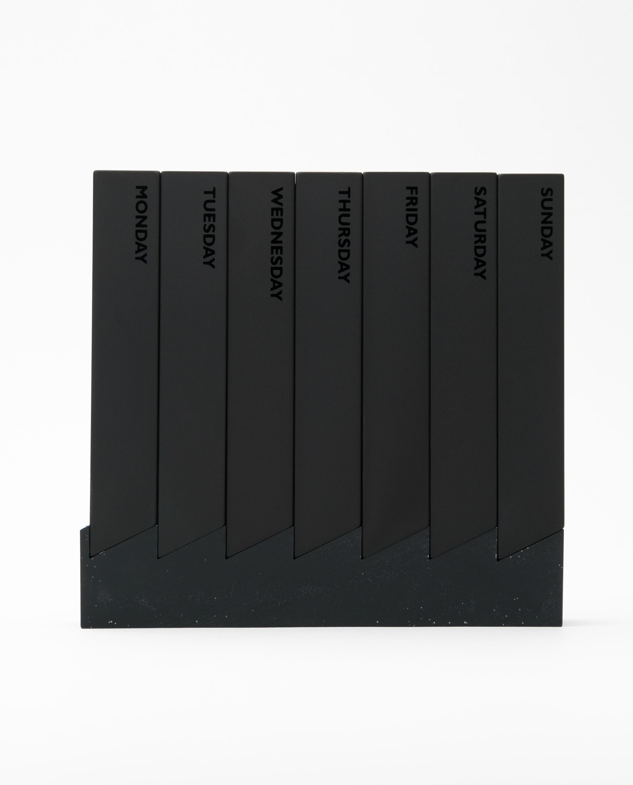 Monolith 4 Pillbox Weekly Special Edition Black